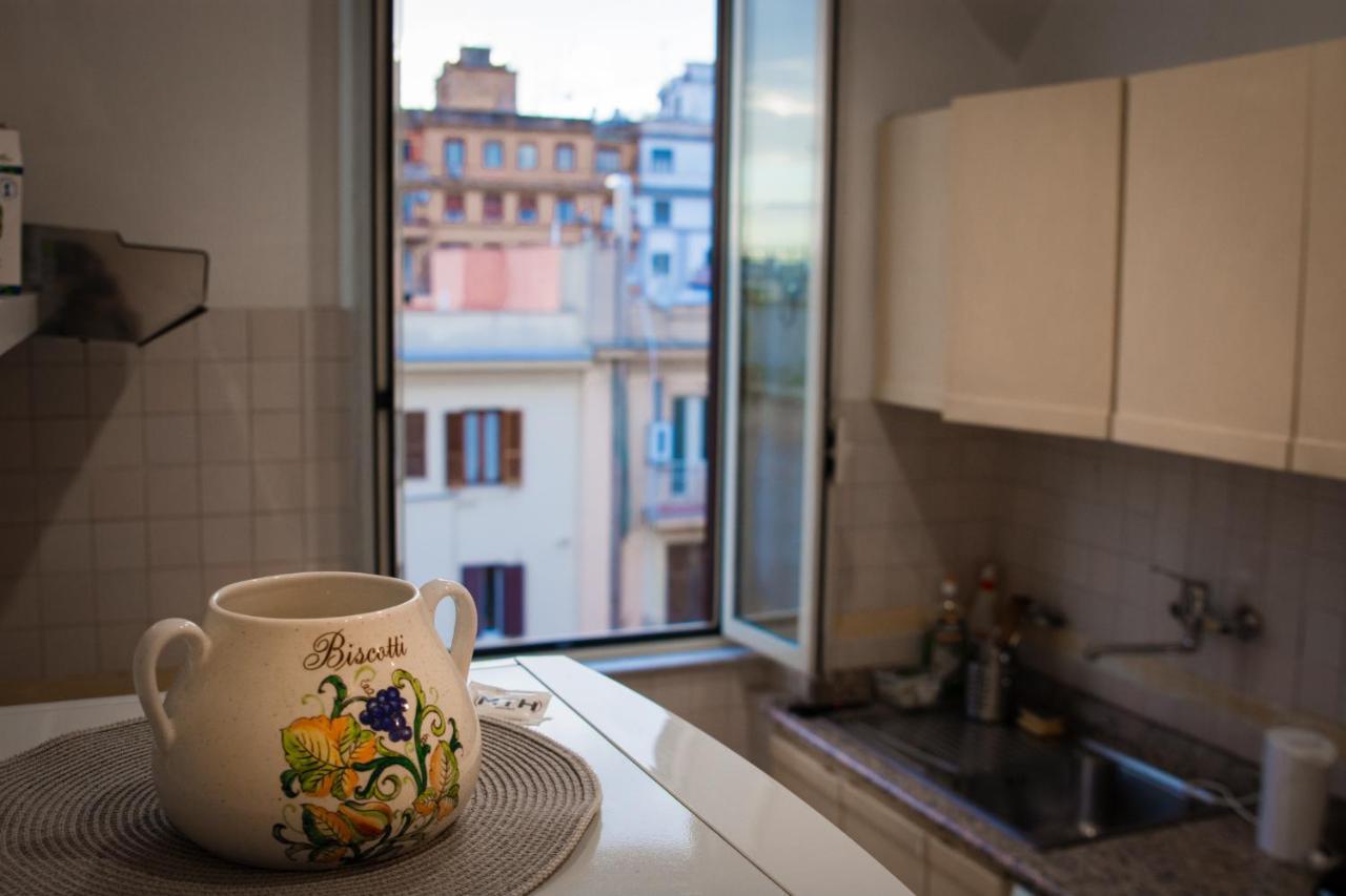 Charlie Apartment Rome Bagian luar foto